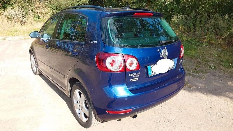 Blau Gebraucht 2011 VW Golf Plus Van / Kleinbus | 5.000 € (Etwas zu teuer) - Bild 1/4