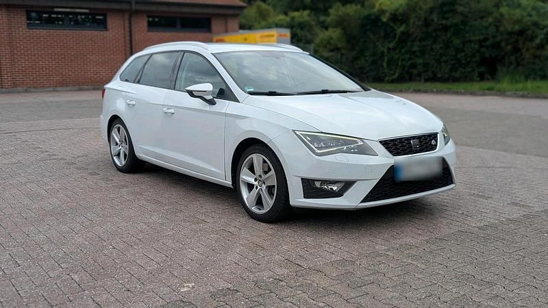 Weiß Gebraucht 2015 Seat Leon FR Kombi | 10.555 € (Superpreis) - Bild 1/4