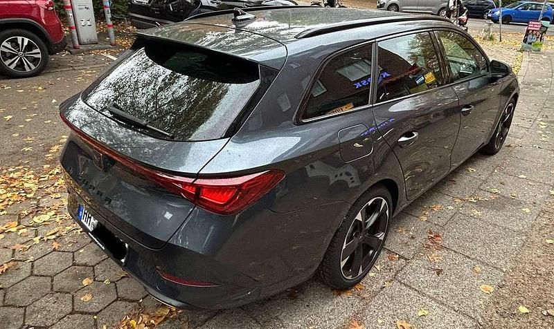 Gebraucht Cupra Leon 150 PS (110 kW) 2023 Blau Kombi