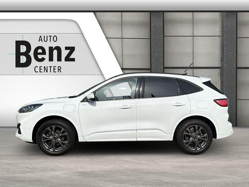 Gebraucht Ford Kuga ST-Line 225 PS (165 kW) 2022 Frostweiß (metallic) SUV