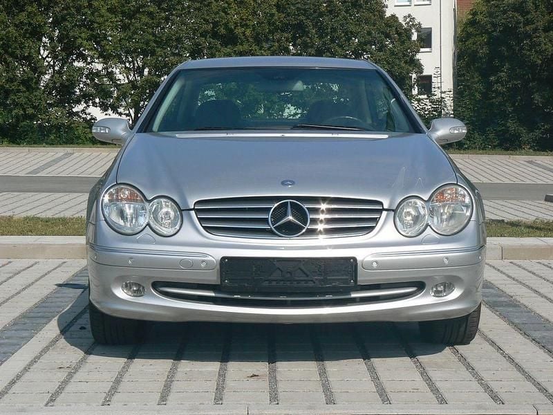 Gebraucht Mercedes CLK200 Elegance 163 PS (119 kW) 2004 Grau Coupé
