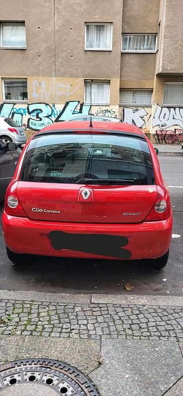 Second-hand Renault Clio II 65 CP (47 kW) 2006 Hatchback