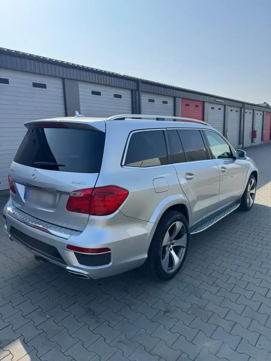Gebraucht Mercedes GL450 367 PS (269 kW) 2015 Schwarz SUV