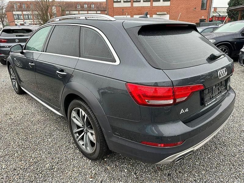 Gebraucht Audi A4 Allroad 163 PS (119 kW) 2017 Grau Kombi