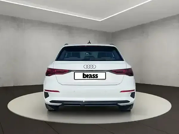 Gebraucht Audi A3 Advanced Plus 150 PS (110 kW) 2023 Gletscherweiß metallic Limousine