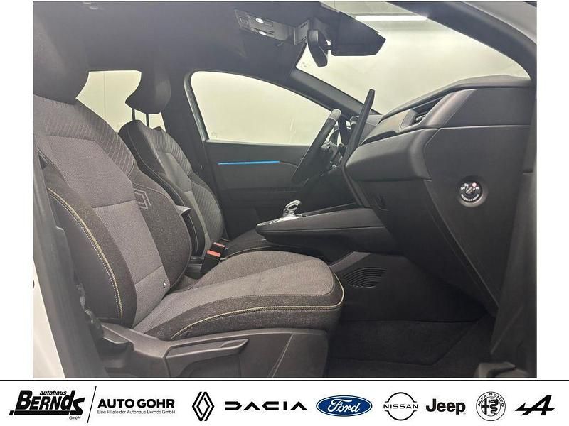 Gebraucht Renault Captur Techno 158 PS (116 kW) 2024 Perlmuttweiss metallic/dach in blackpe (metallic) SUV