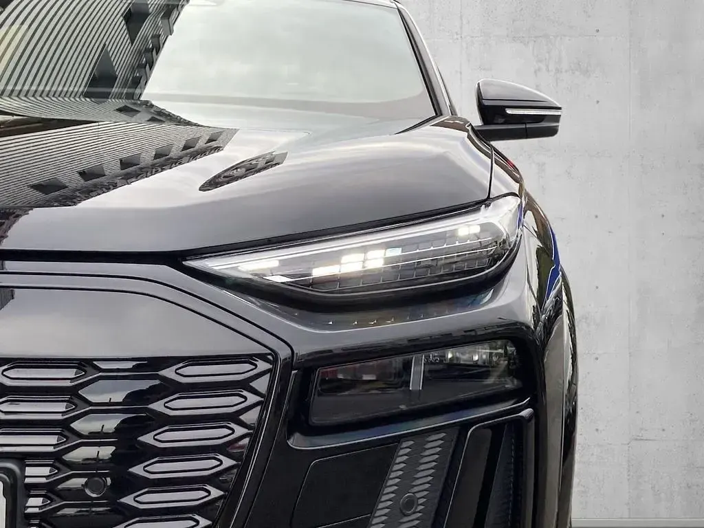 Gebraucht Audi Q6 Sportback e-tron S-Line 314 kW (428 PS) 2026 Schwarz SUV