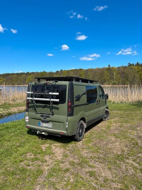 Usata Opel Vivaro 82 CV (60 kW) 2004 Verde Monovolume