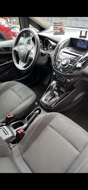 Gebraucht Ford B-MAX Titanium 105 PS (77 kW) 2016 Grau Van / Kleinbus