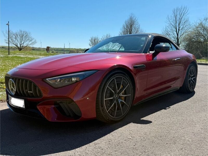 Gebraucht Mercedes SL63 AMG AMG 585 PS (430 kW) 2023 Rot Cabrio