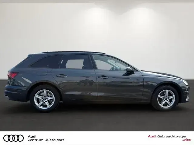 Second-hand Audi A4 163 CP (119 kW) 2023 Gri Break