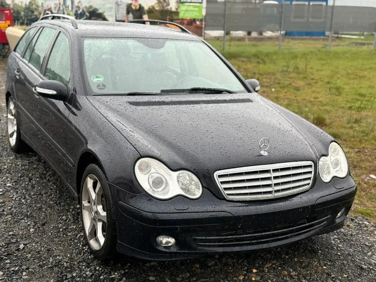 Gebraucht Mercedes C180 Sport Edition 143 PS (105 kW) 2005 Schwarz Kombi