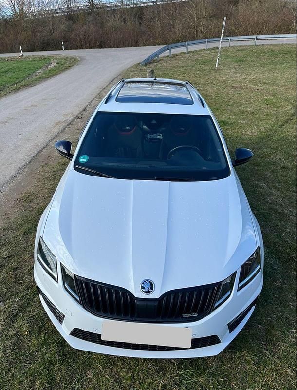 Gebraucht Skoda Octavia RS 184 PS (135 kW) 2020 Weiß Kombi