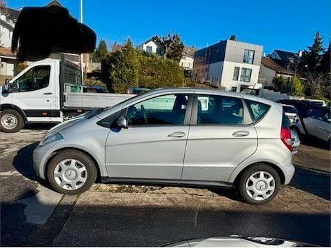 Gebraucht Mercedes A150 95 PS (69 kW) 2009 Silber Kleinwagen