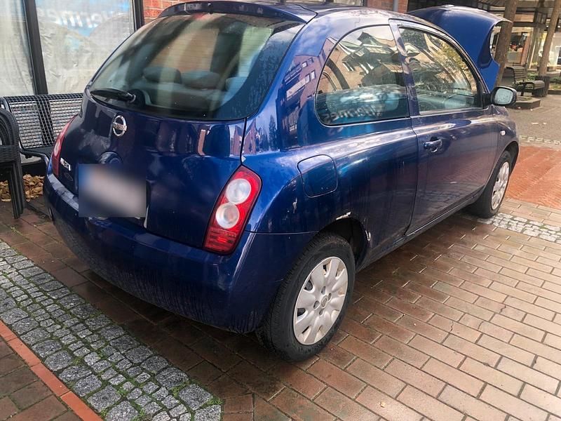 Blau Gebraucht 2001 Nissan 100 NX Coupé | 600 € - Bild 1/4