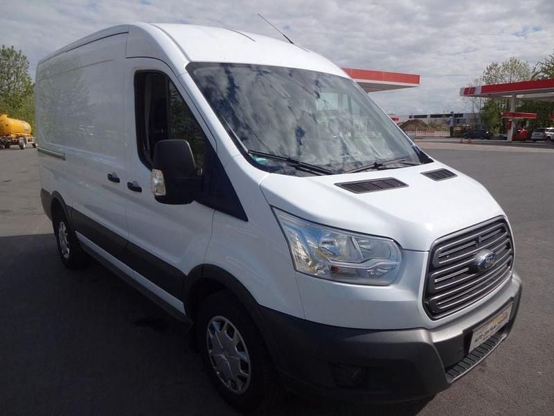 Second-hand Ford Transit Trend 170 CP (125 kW) 2017 Alb Monovolum