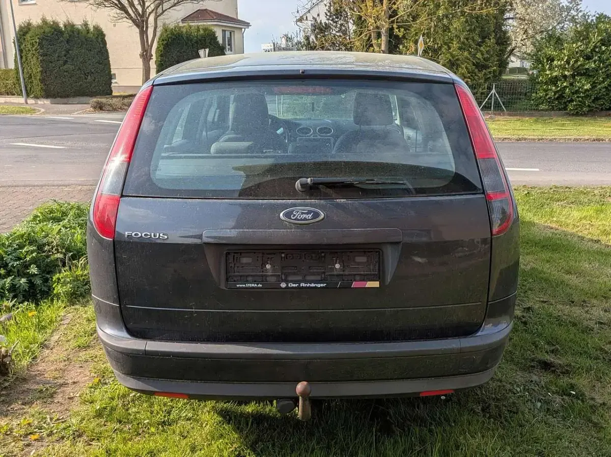 Gebraucht Ford Focus 101 PS (74 kW) 2006 Grau Kombi