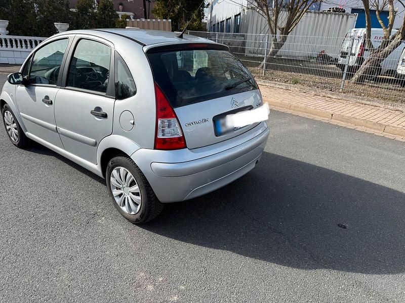 Gebraucht Citroën C3 65 PS (47 kW) 2006 Silber Kleinwagen
