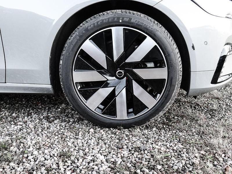 Gebraucht Volvo V90 Plus 455 PS (334 kW) 2025 Grau Kombi