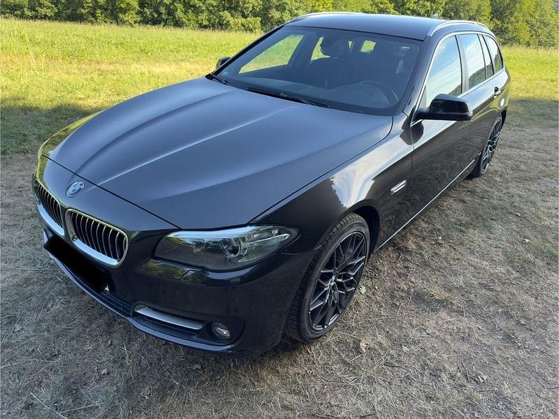 Braun Gebraucht 2015 BMW 520 Kombi | 18.980 € (Etwas zu teuer) - Bild 1/4