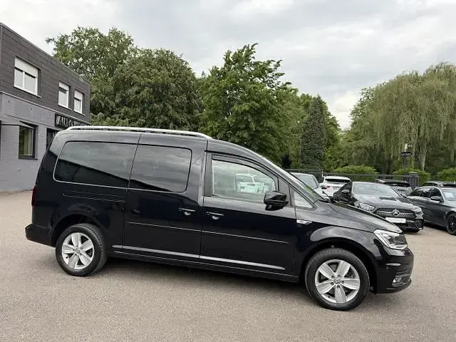 Gebraucht VW Caddy Maxi Comfortline 184 PS (135 kW) 2015 Schwarz Van / Kleinbus