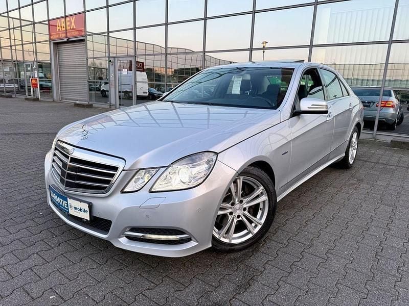 Gebraucht Mercedes E250 Sport 204 PS (150 kW) 2012 Silber Limousine