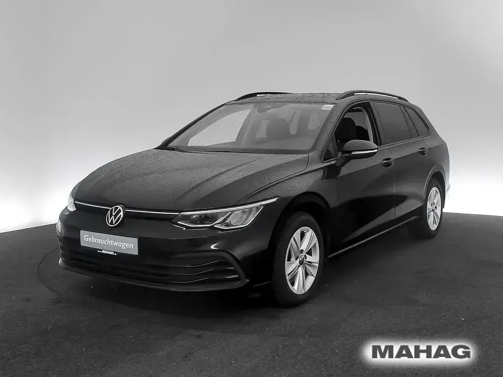 Gebraucht VW Golf VIII Life 116 PS (85 kW) 2022 Schwarz Kombi
