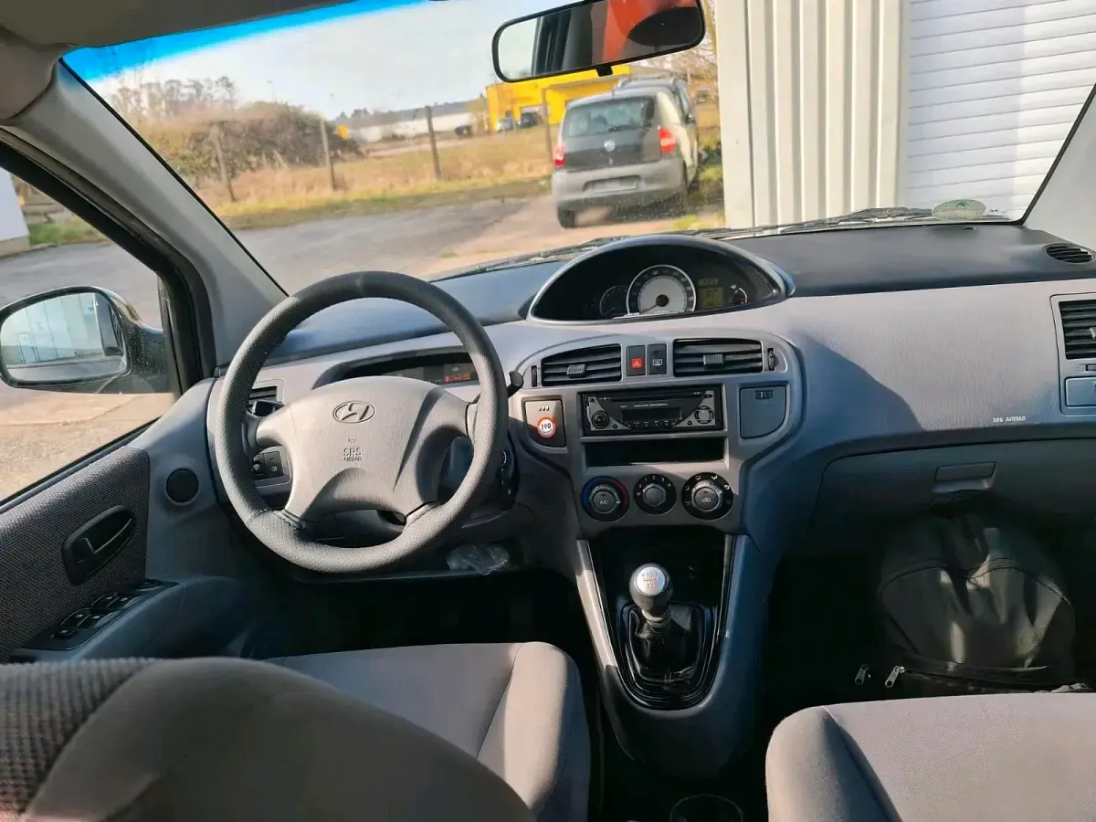 Gebraucht Hyundai Matrix 110 PS (80 kW) 2008 Schwarz Van / Kleinbus