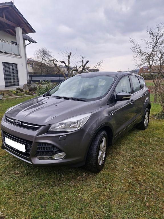 Gebraucht Ford Kuga Titanium 163 PS (119 kW) 2013 Grau SUV