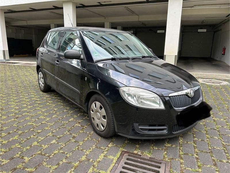 Schwarz Gebraucht 2009 Skoda Fabia Kleinwagen | 2.500 € (Fairer Preis) - Bild 1/4