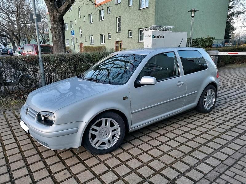 Gebraucht VW Golf 150 PS (110 kW) 1998 Silber Coupé