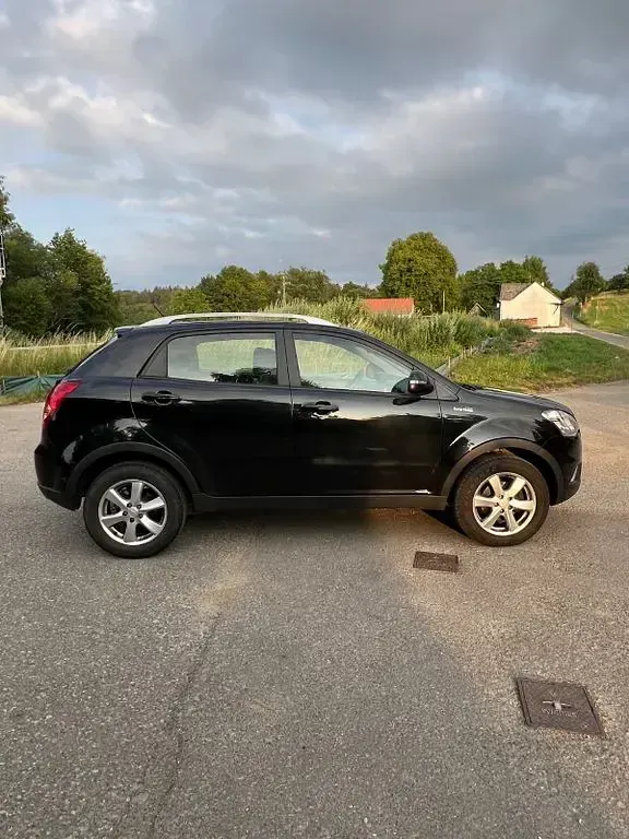 Gebraucht SsangYong Korando Quartz 175 PS (128 kW) 2012 Schwarz SUV