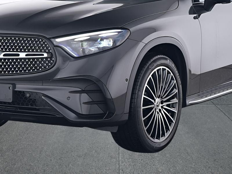 Gebraucht Mercedes GLC450 367 PS (269 kW) 2025 Grau SUV