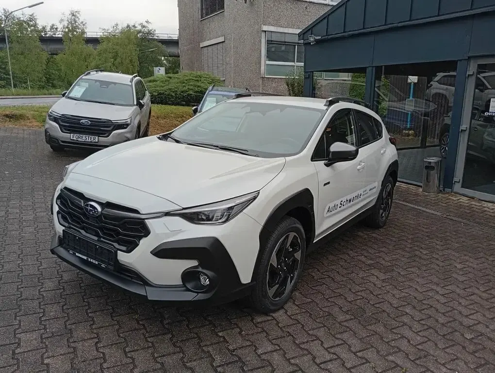 Neu Subaru Crosstrek Active 136 PS (100 kW) 2025 Weiß SUV