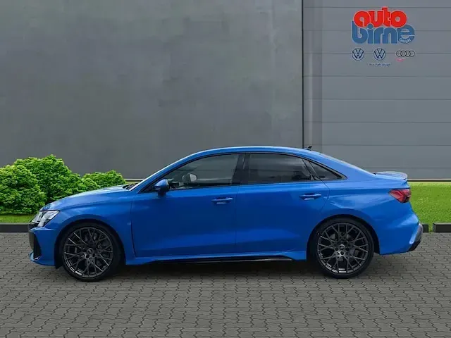 Gebraucht Audi RS3 Ambiente 400 PS (294 kW) 2025 Individuallackierungen audi exclusive Limousine