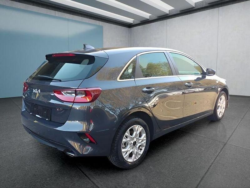 Gebraucht Kia Ceed 140 PS (102 kW) 2025 Grau Kleinwagen
