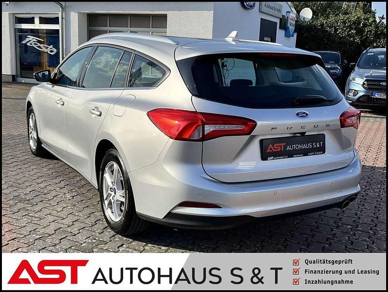 Gebraucht Ford Focus 125 PS (91 kW) 2021 Silber Kombi