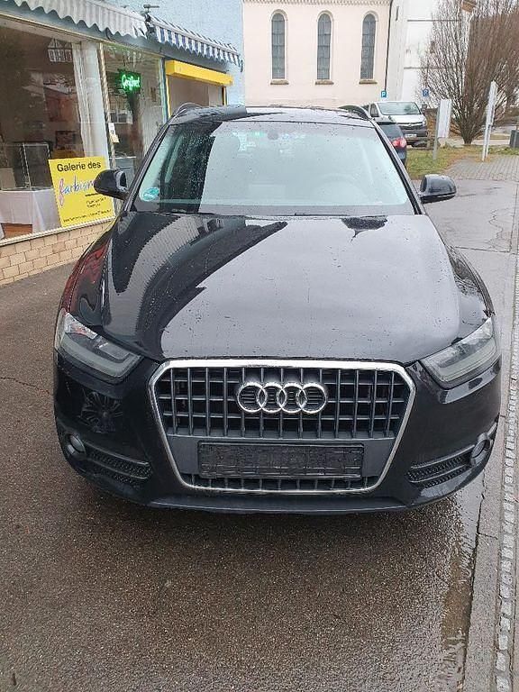 Schwarz Gebraucht 2014 Audi Q3 Comfort SUV | 11.700 € (Fairer Preis) - Bild 1/4