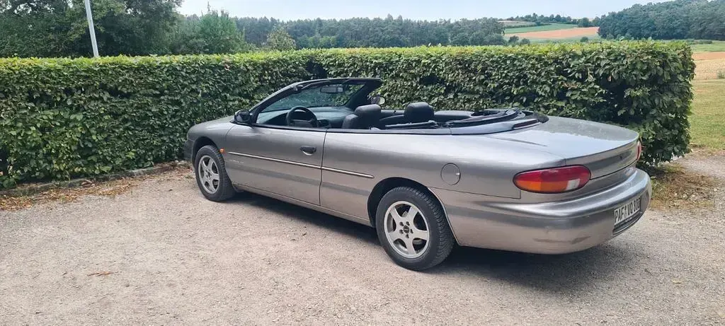 Gebraucht Chrysler Stratus 131 PS (96 kW) 1999 Silber Cabrio