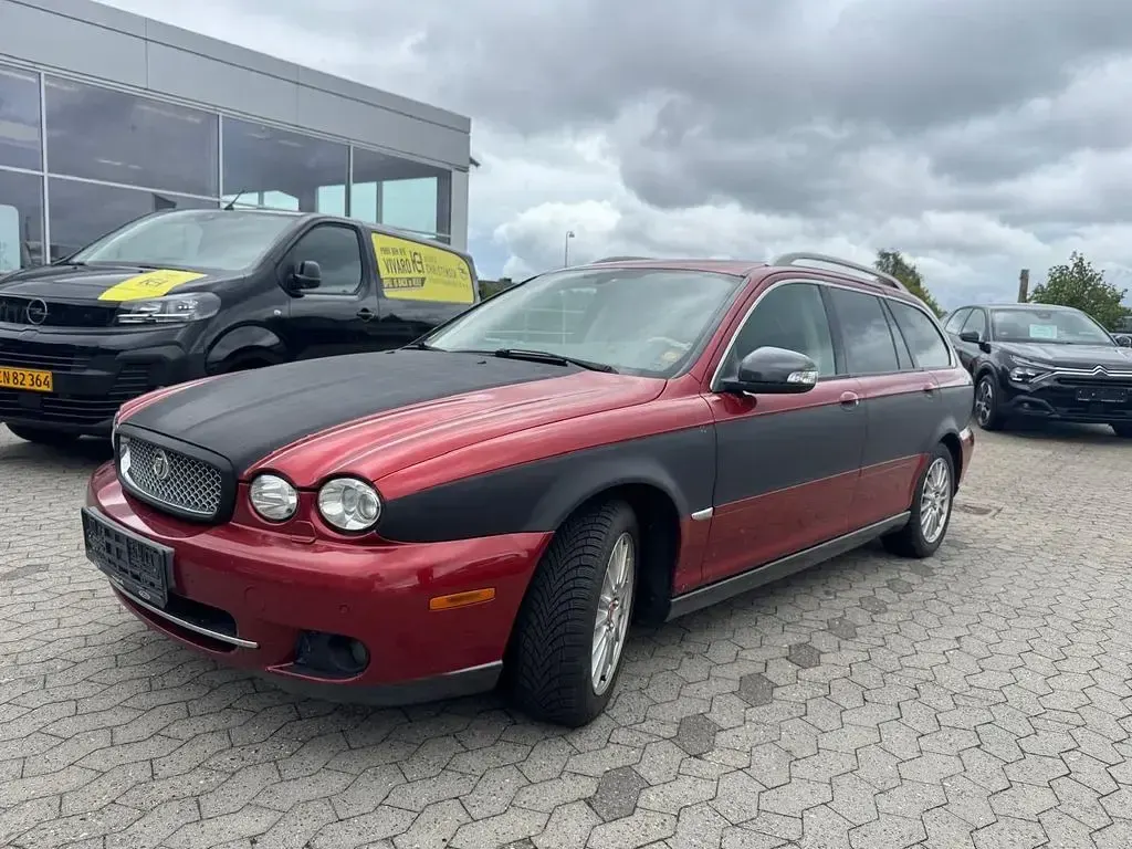Gebraucht Jaguar X-type Executive 145 PS (106 kW) 2009 Rot Kombi