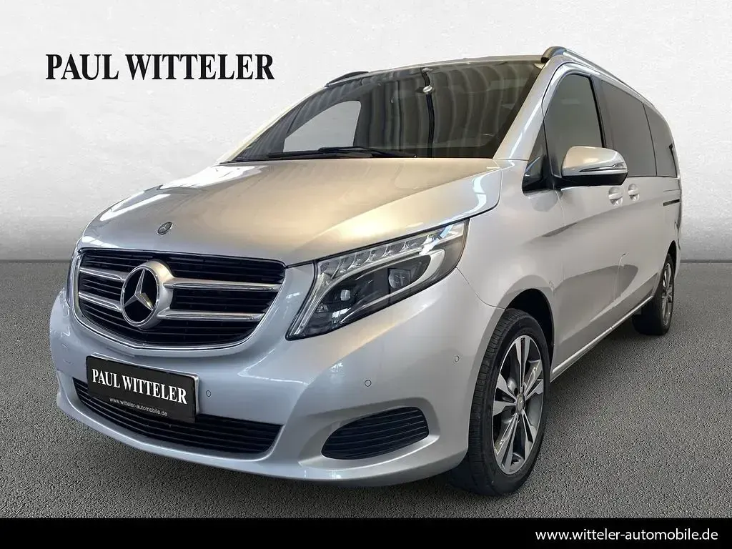Gebraucht Mercedes V250 Edition 190 PS (139 kW) 2017 Silber Van / Kleinbus