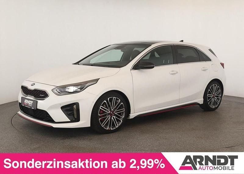 Weiß Gebraucht 2020 Kia Ceed GT Limousine | 20.884 € (Fairer Preis) - Bild 1/4
