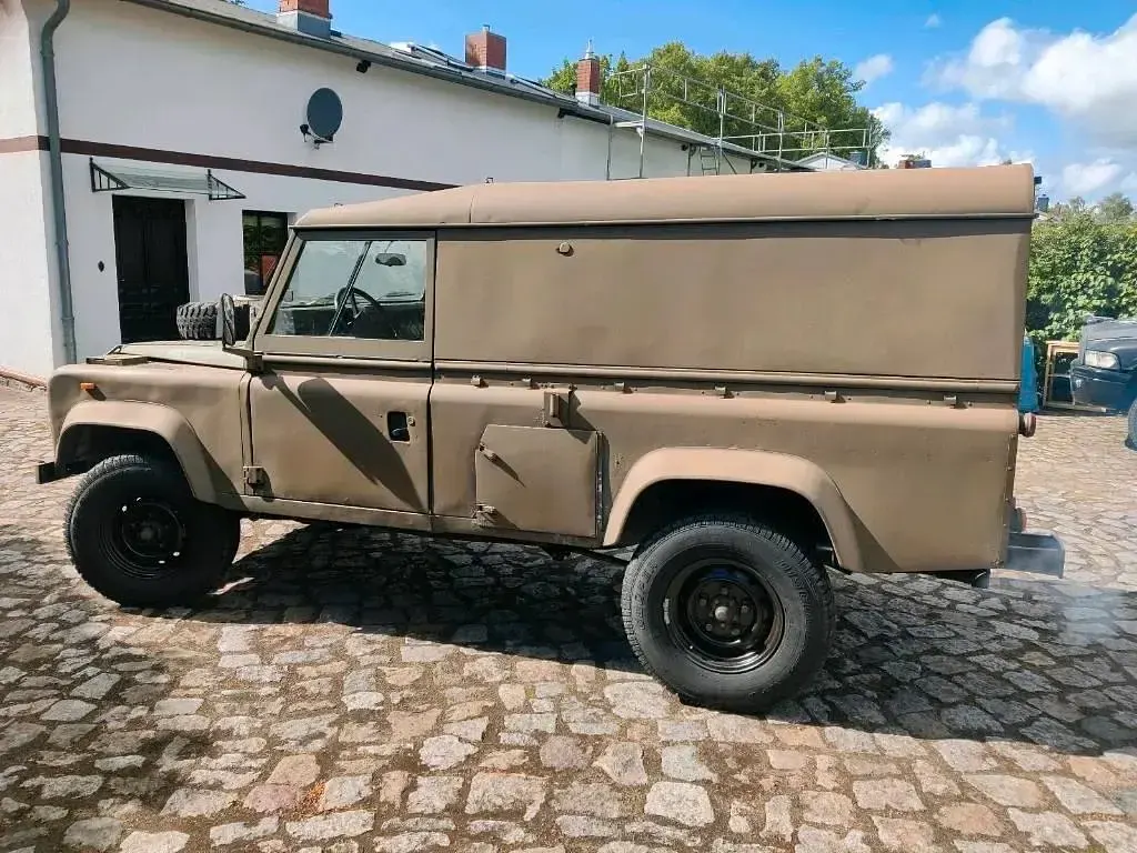 Gebraucht Land Rover Defender 70 PS (51 kW) 1991 Grün SUV