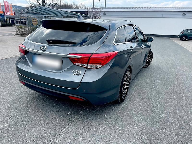 Gebraucht Hyundai i40 2015 Grau Kombi