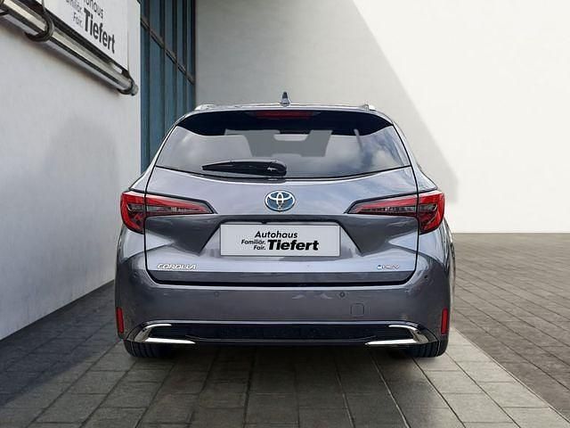 Neu Toyota Corolla 196 PS (144 kW) 2025 Grau Kombi