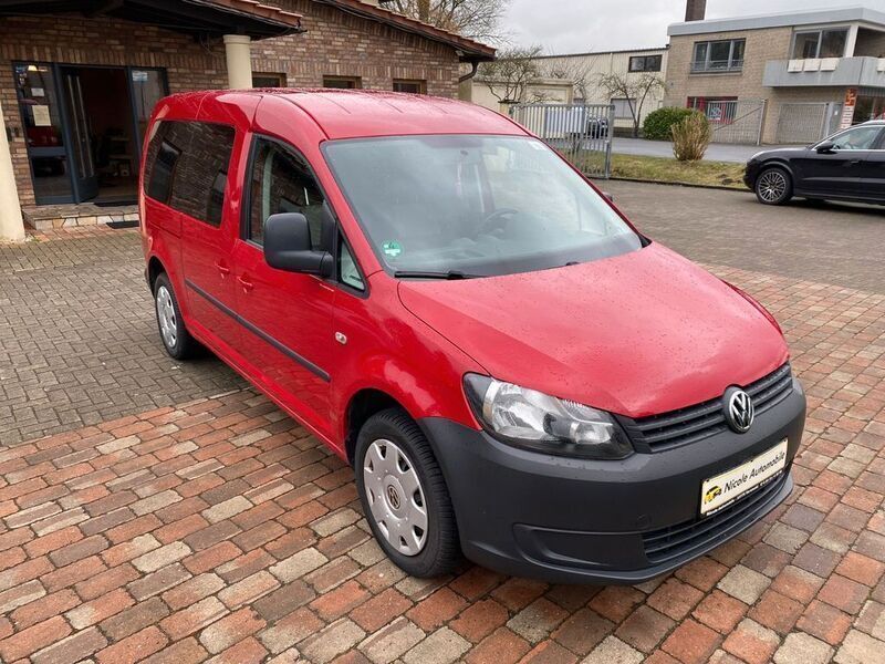Rot Gebraucht 2013 VW Caddy Maxi Trendline Van / Kleinbus | 9.750 € (Fairer Preis) - Bild 1/4