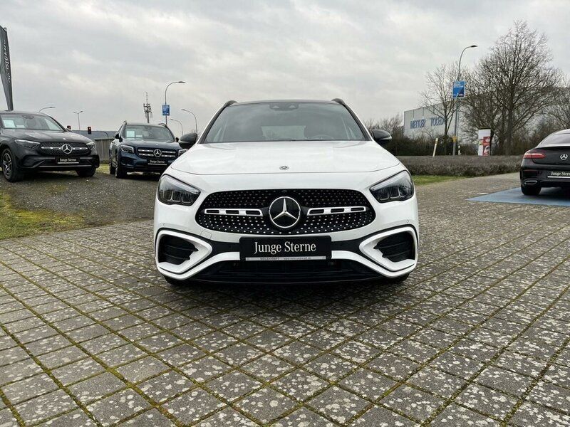 Gebraucht Mercedes GLA220 AMG 190 PS (139 kW) 2024 Polarweiß SUV