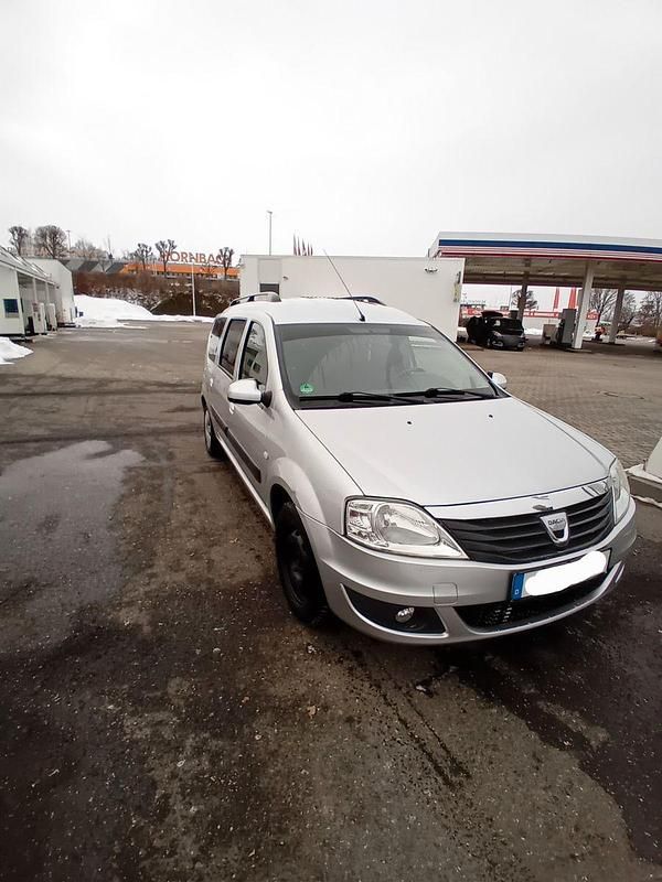 Gebraucht Dacia Logan MCV 75 PS (55 kW) 2011 Silber Kombi