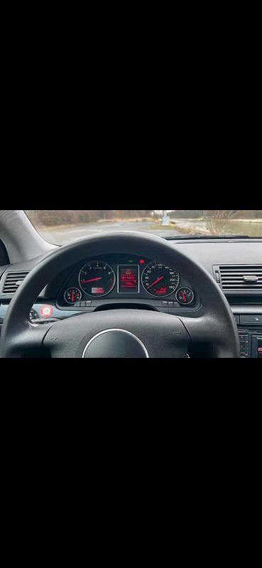 Usata Audi A4 150 CV (110 kW) 2001 Grigio Berlina