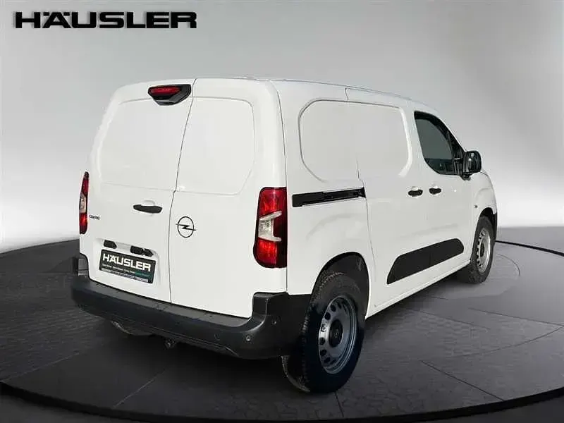 Neu Opel Combo 110 PS (80 kW) 2025 Kaolin weiss Van / Kleinbus